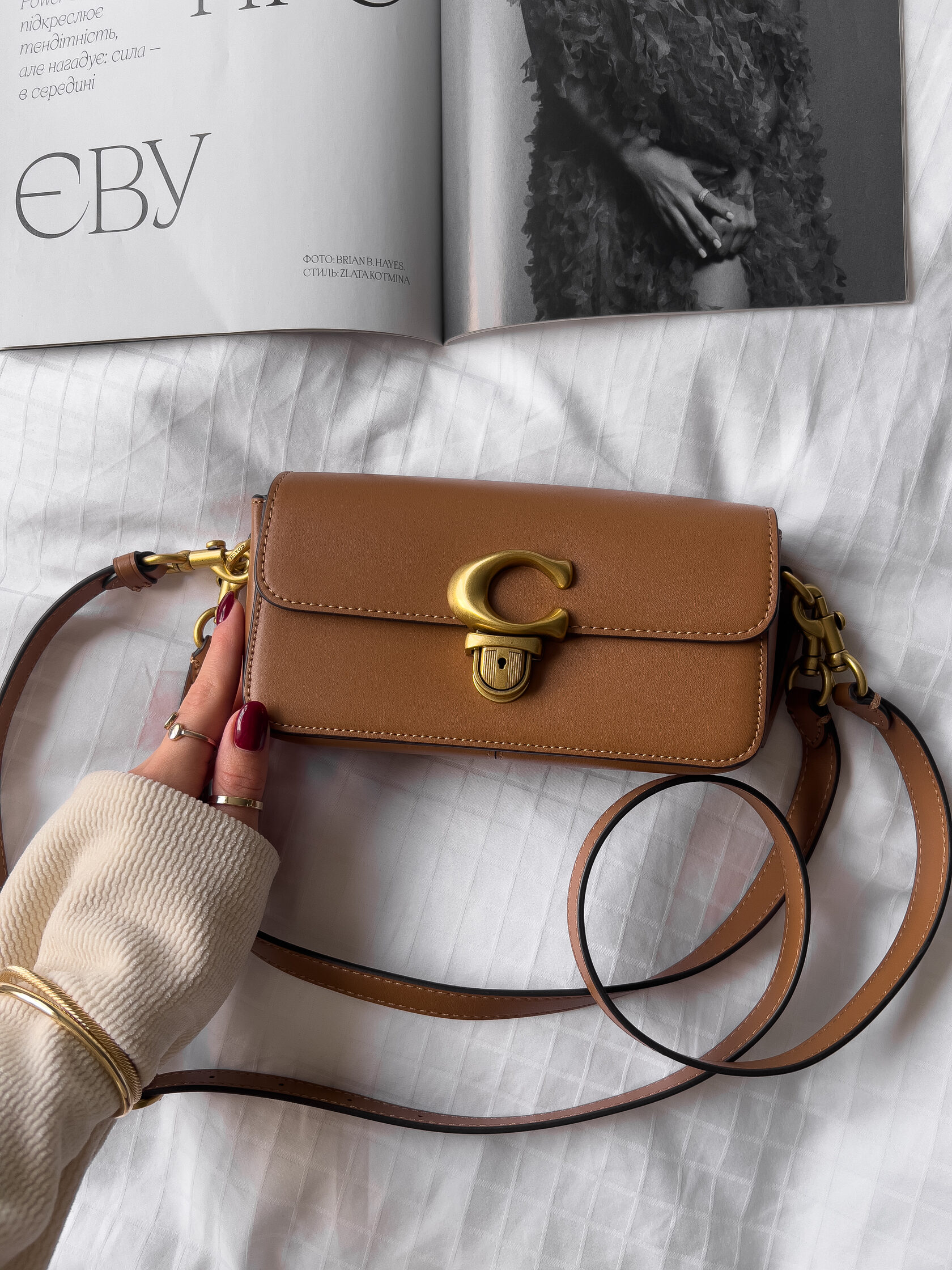 Coach Glovetanned Leather Studio Baguette Bag Light Caramel - 4