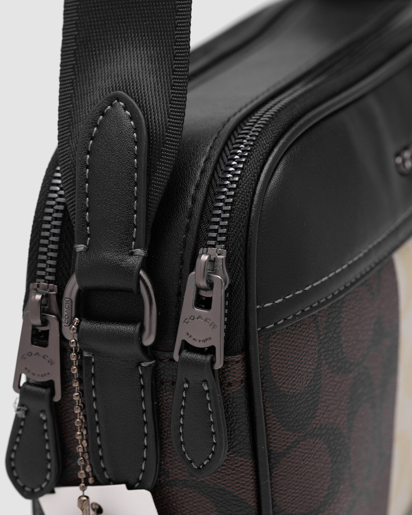 Coach Graham Crossbody Bag In Blocked Signature Canvas Mahogany - 11