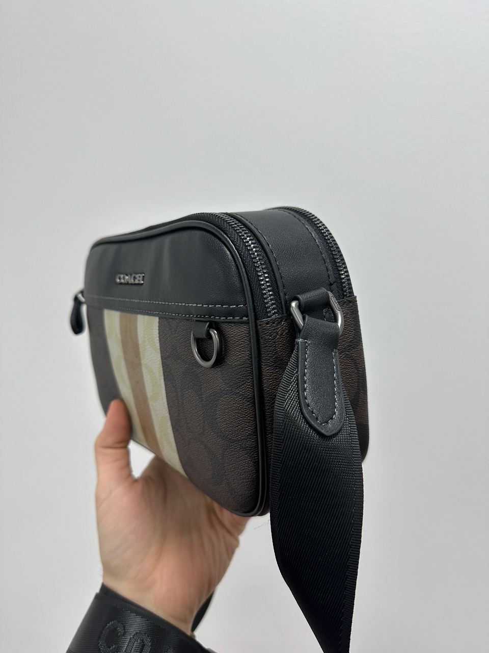 Coach Graham Crossbody Bag In Blocked Signature Canvas Mahogany - 8