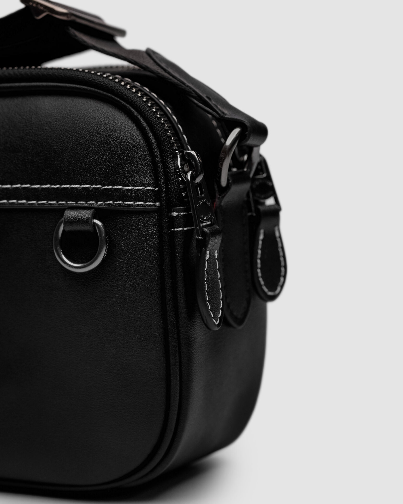 Coach Graham Crossbody With Total Black - 6