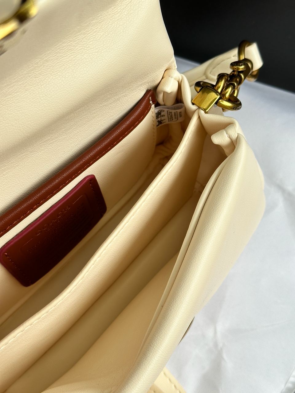 Coach Leather Covered C Closure Puffy Tabby Shoulder Bag Cream - 33