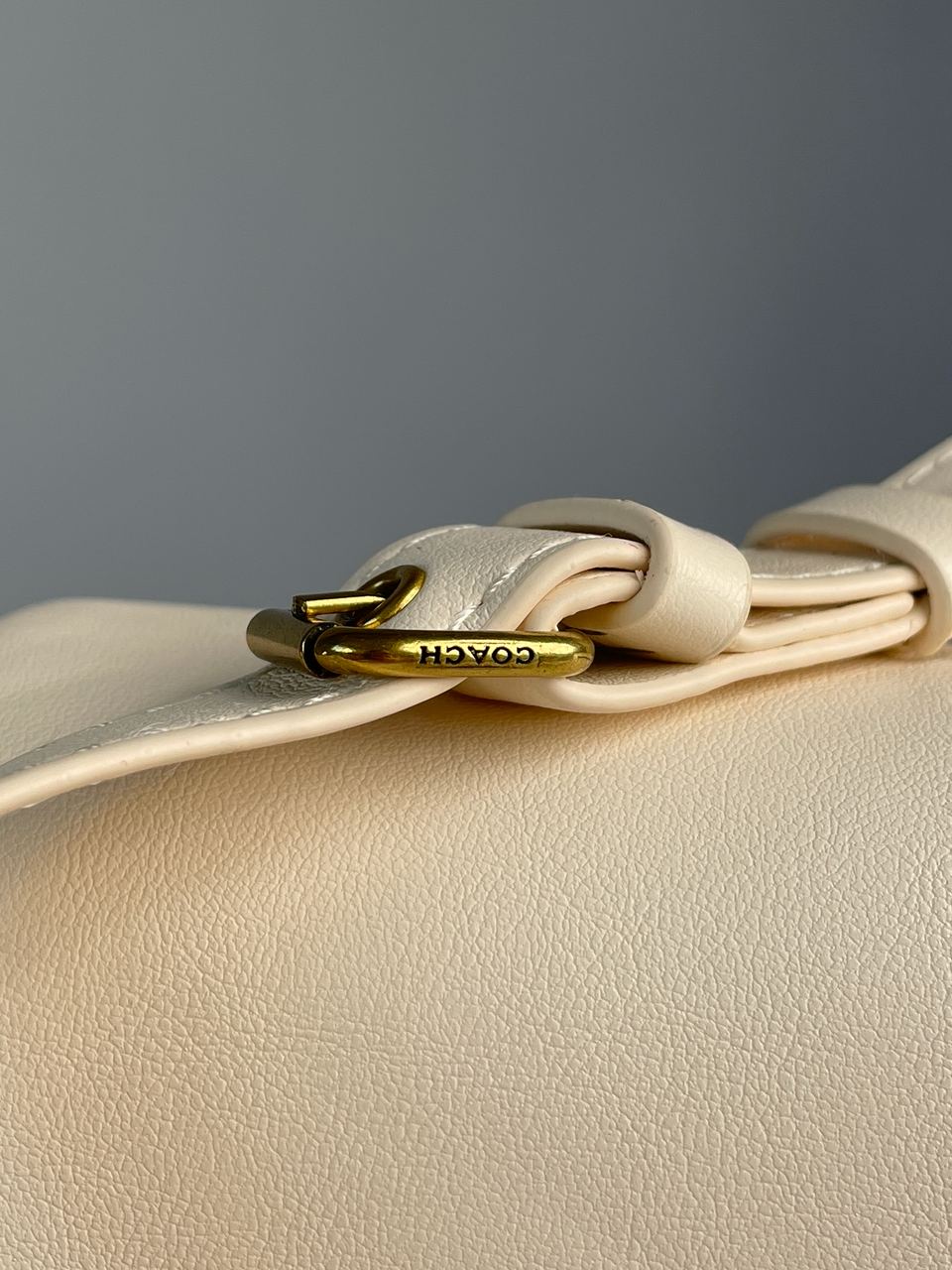 Coach Leather Covered C Closure Puffy Tabby Shoulder Bag Cream - 39