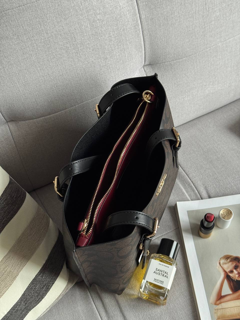 Coach Mollie Tote Bag In Signature Canvas Dark Brown/Black - 11