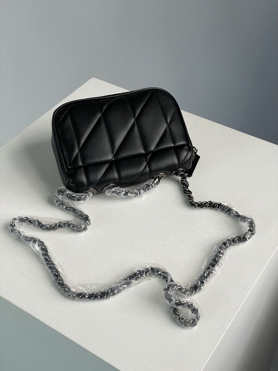 Coach Quilted Pillow Madison Shoulder Bag Black - 11