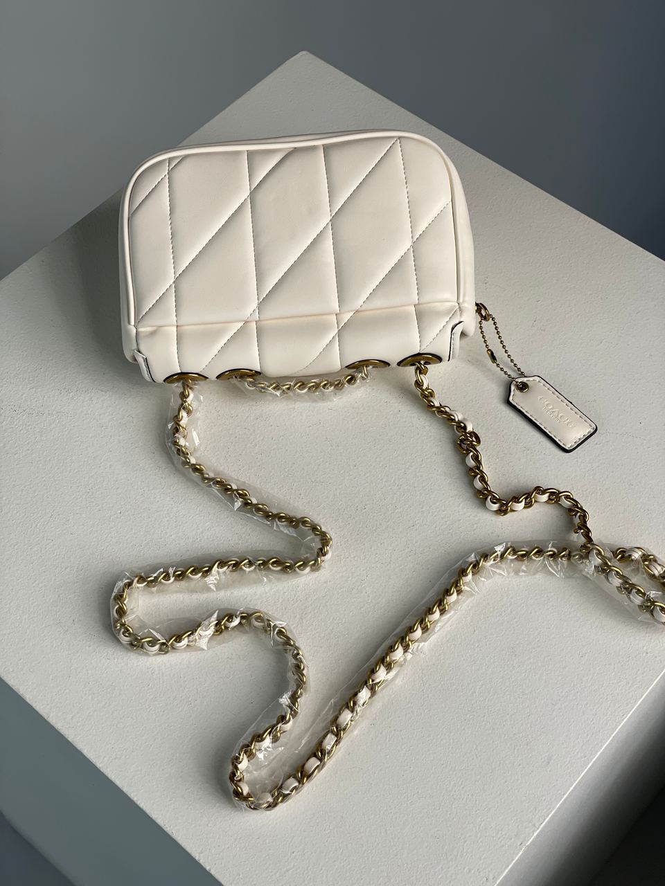 Coach Quilted Pillow Madison Shoulder Bag White - 13