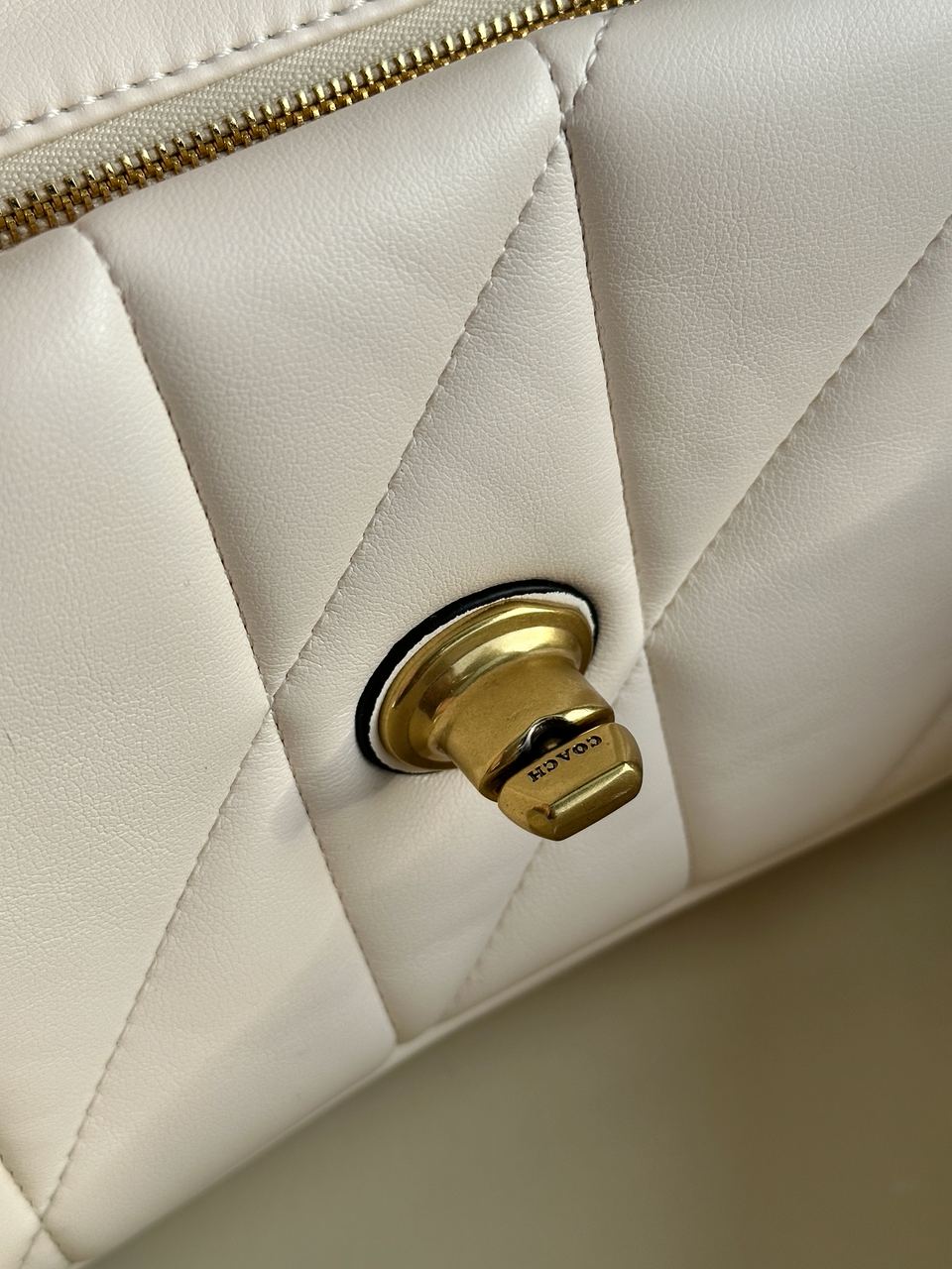 Coach Quilted Pillow Madison Shoulder Bag White - 28