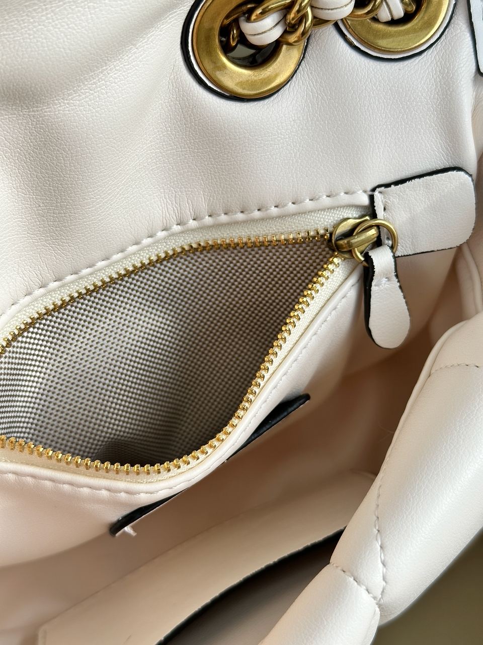 Coach Quilted Pillow Madison Shoulder Bag White - 33