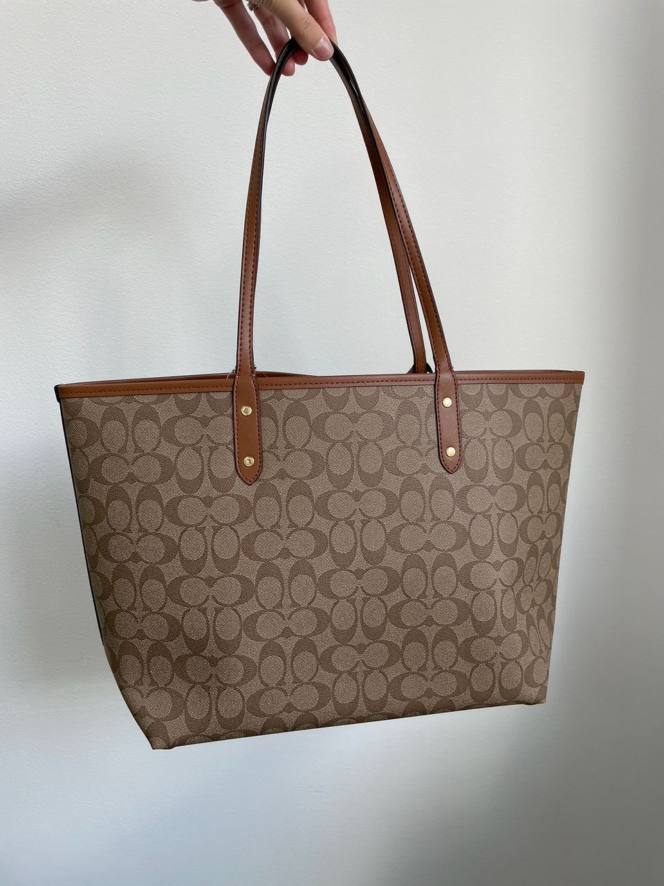Coach Reversible Signature City Tote Khaki Saddle - 22
