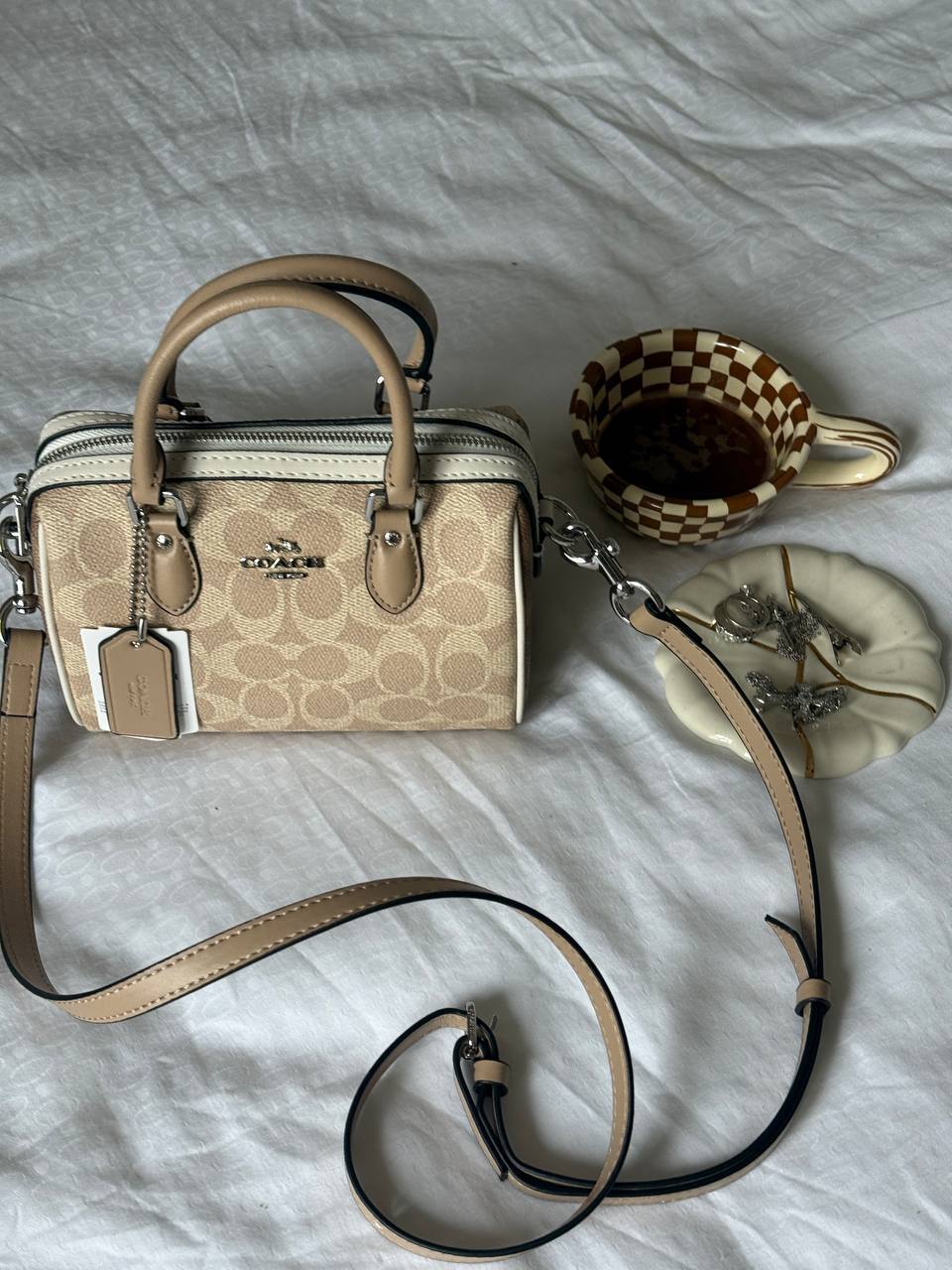 Coach Rowan Satchel Bag In Signature Canvas Beige - 5