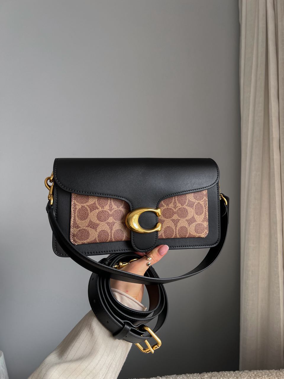 Coach Tabby Black/Beige Shoulder Bag In Signature Canvas - 5