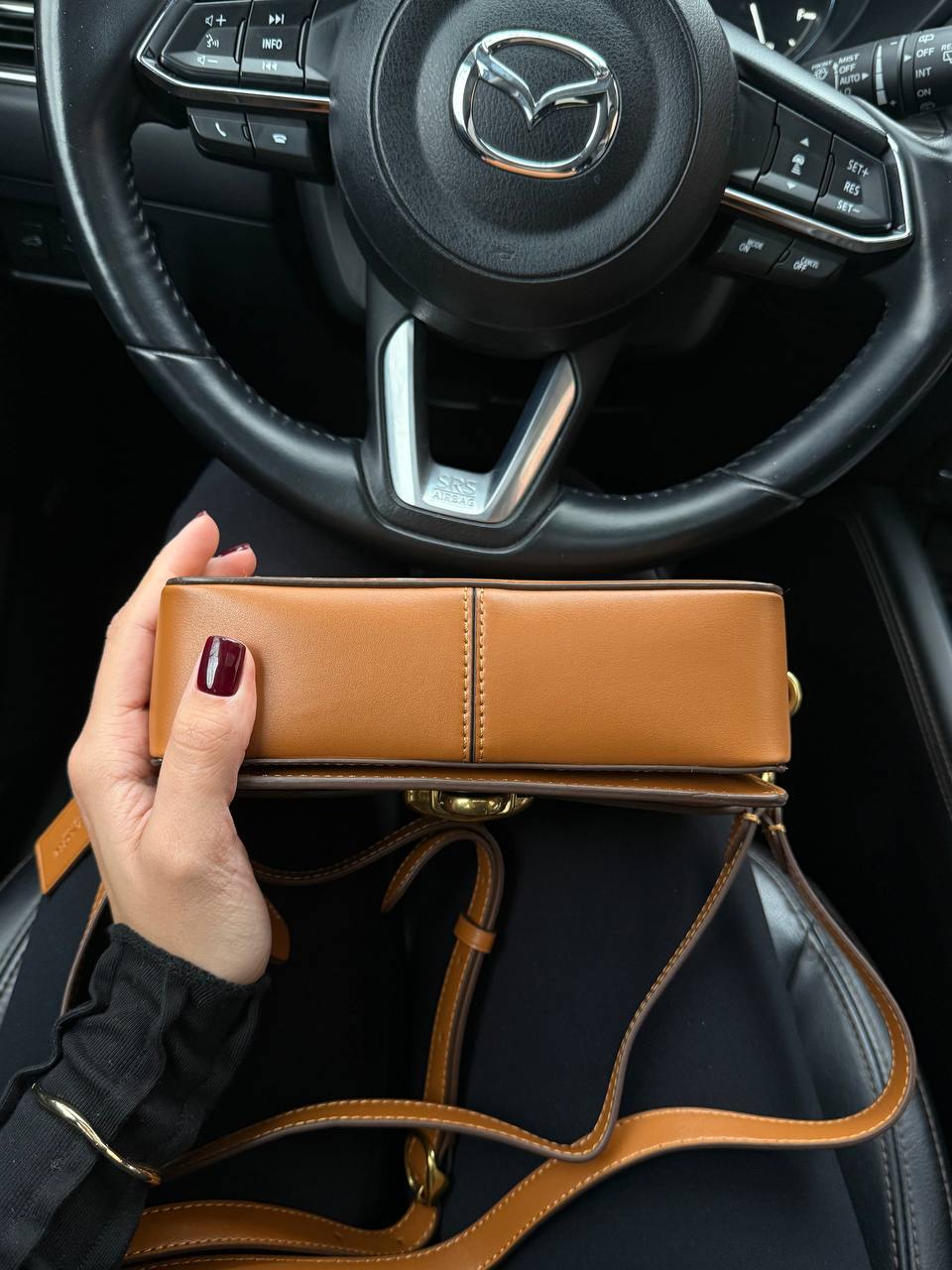 Coach Tabby Chain Clutch in Smooth Leather - 8