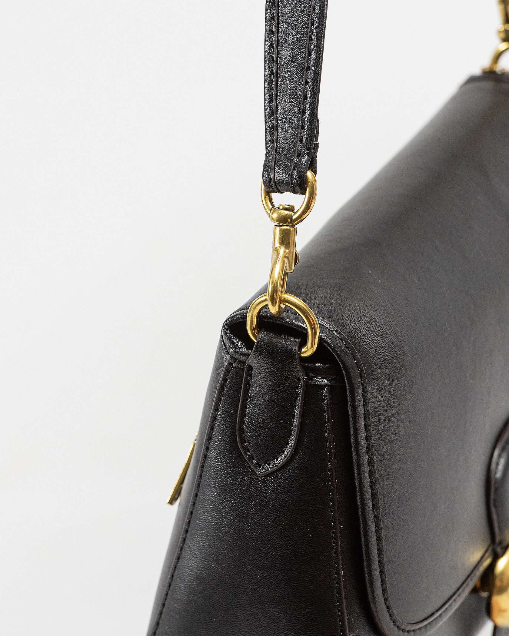 Coach Tabby Medium Shoulder Bag in Black Leather - 9