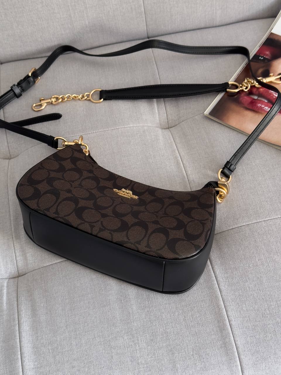 Coach Teri Shoulder Bag In Signature Canvas - 8