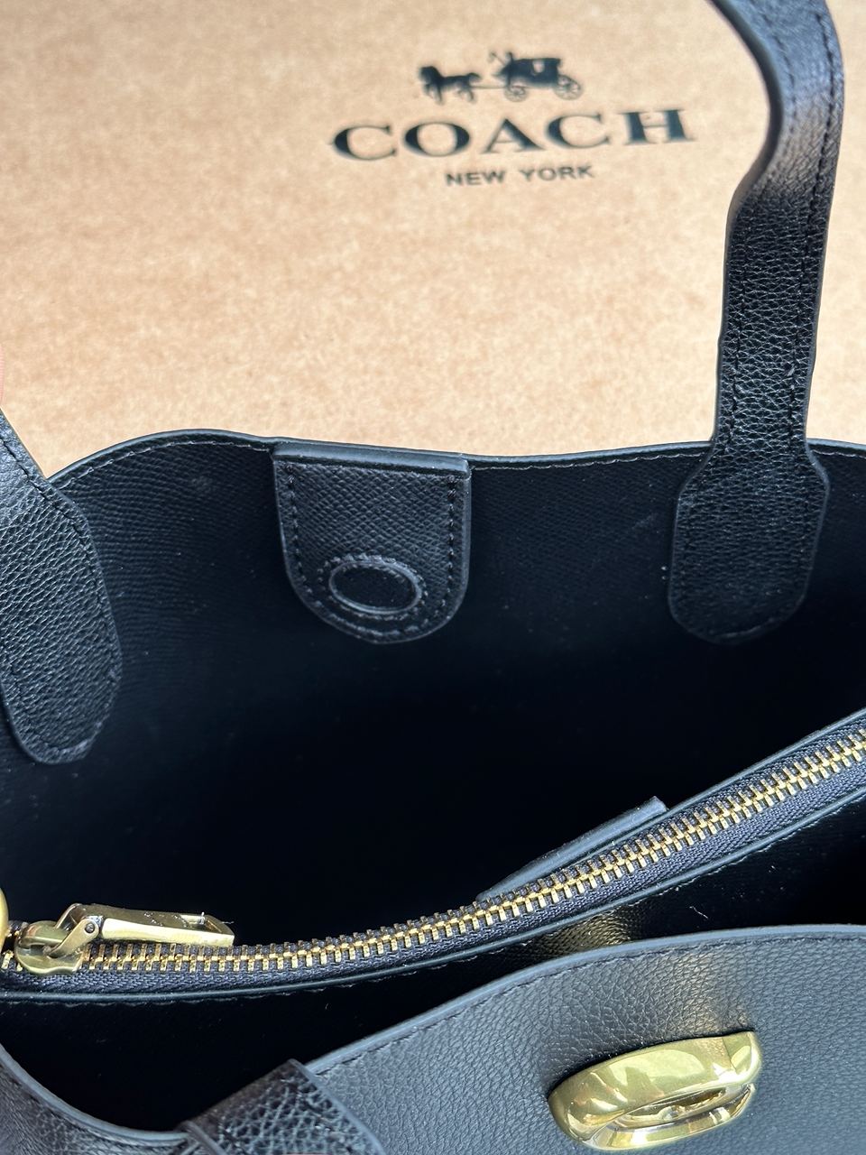 Coach Willow Tote 24 In Black - 24