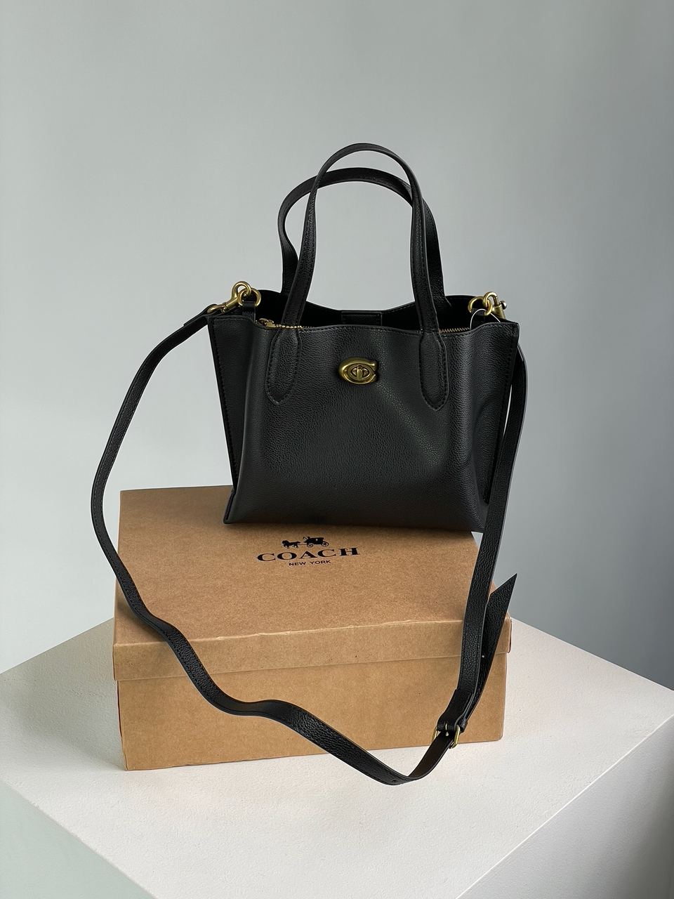 Coach Willow Tote 24 In Black - 3