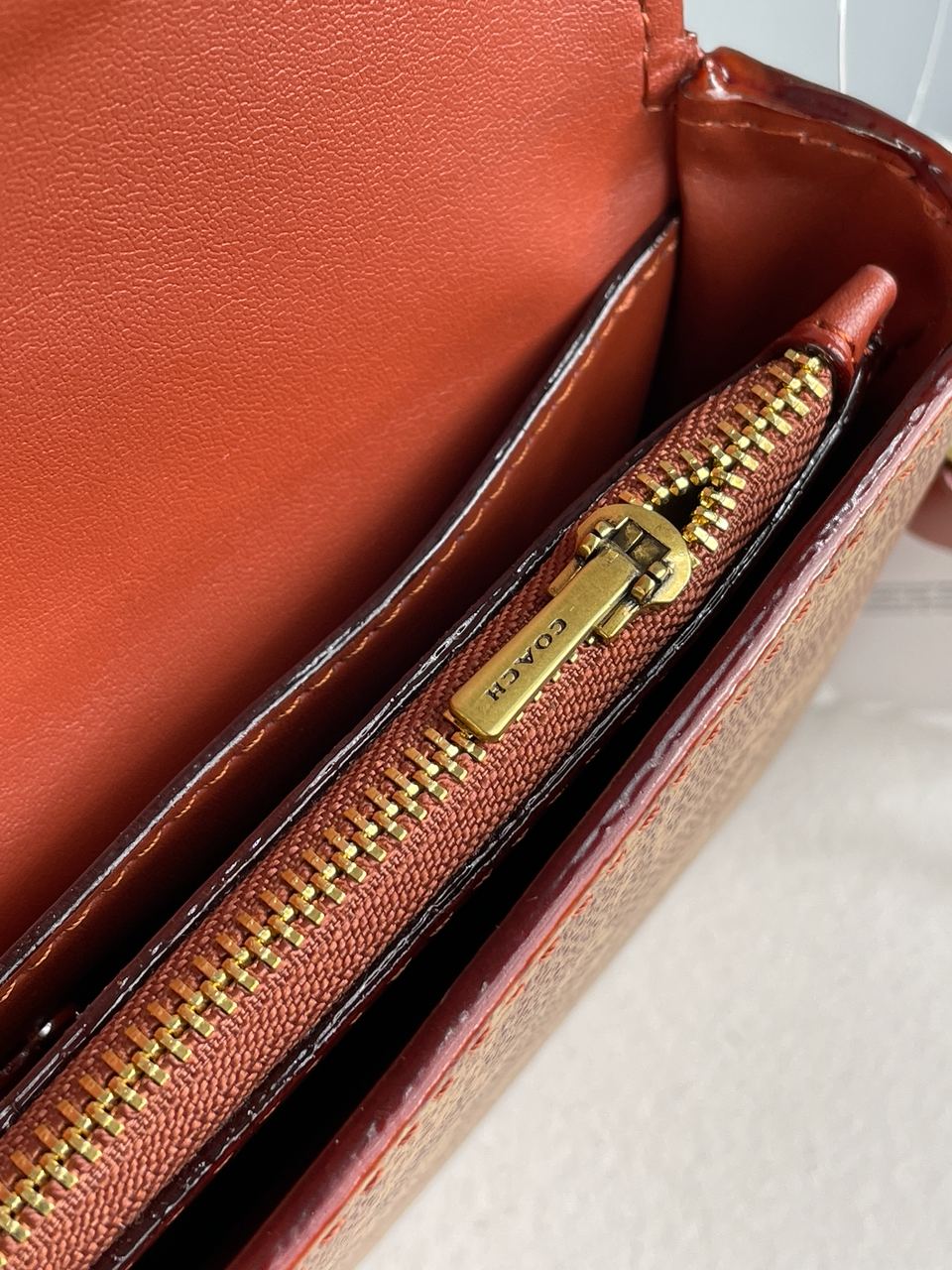 Coach Women's Wyn Cross Body Bag - 33