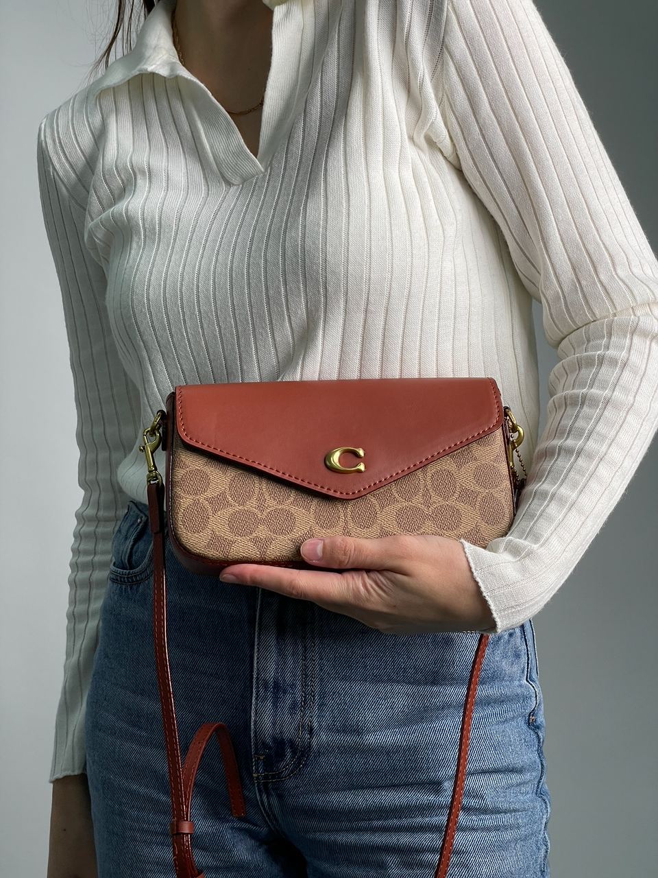 Coach Women's Wyn Cross Body Bag - 5