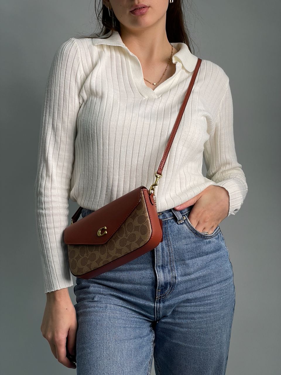 Coach Women's Wyn Cross Body Bag - 6