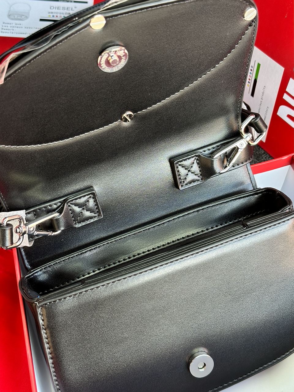 DIESEL 1DR Iconic Shoulder Bag Black - 16