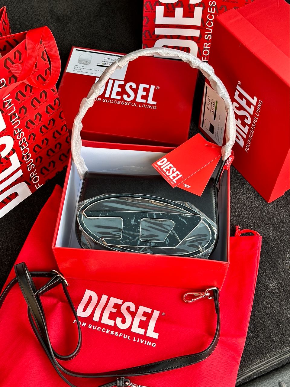 DIESEL 1DR Iconic Shoulder Bag Black - 2