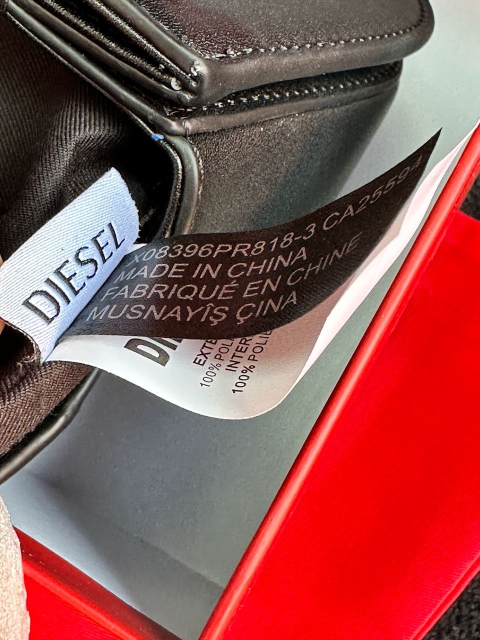 DIESEL 1DR Iconic Shoulder Bag Black - 23