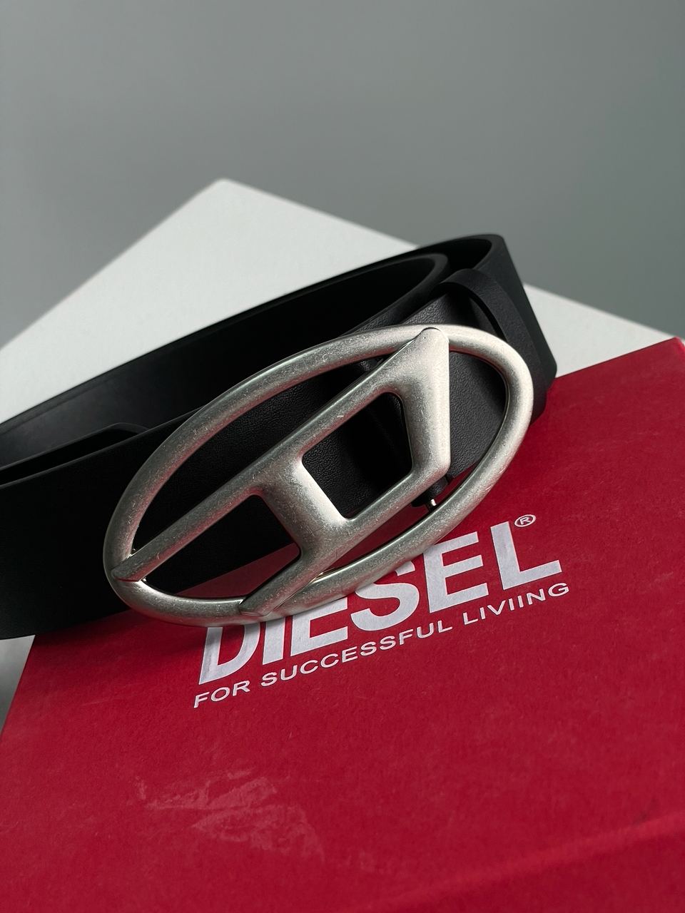 Diesel Slim Glittery Belt With Oval D Buckle Silver - 4