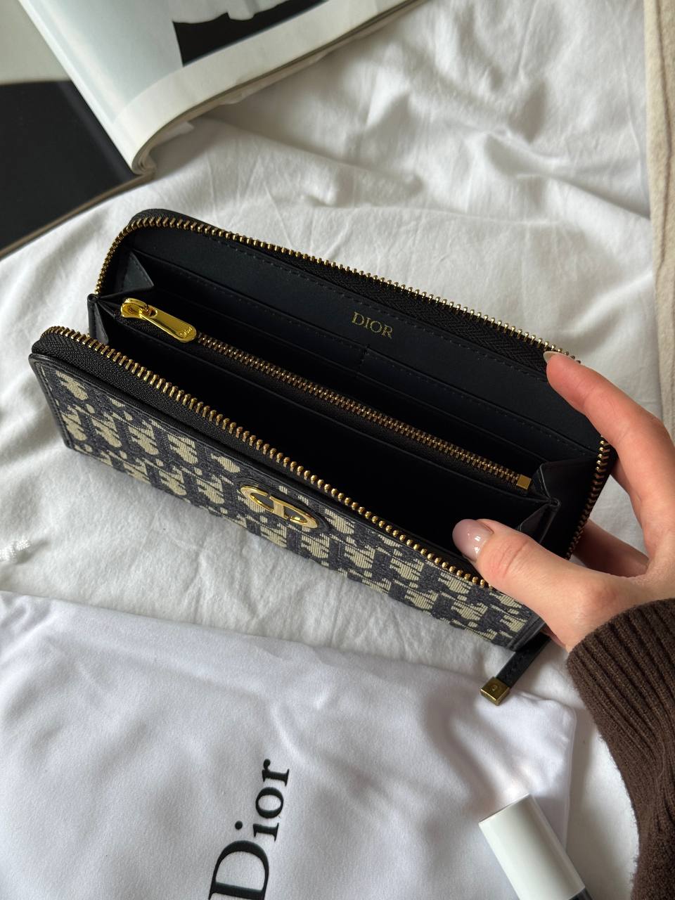 Dior 30 Montaigne Voyageur - 12