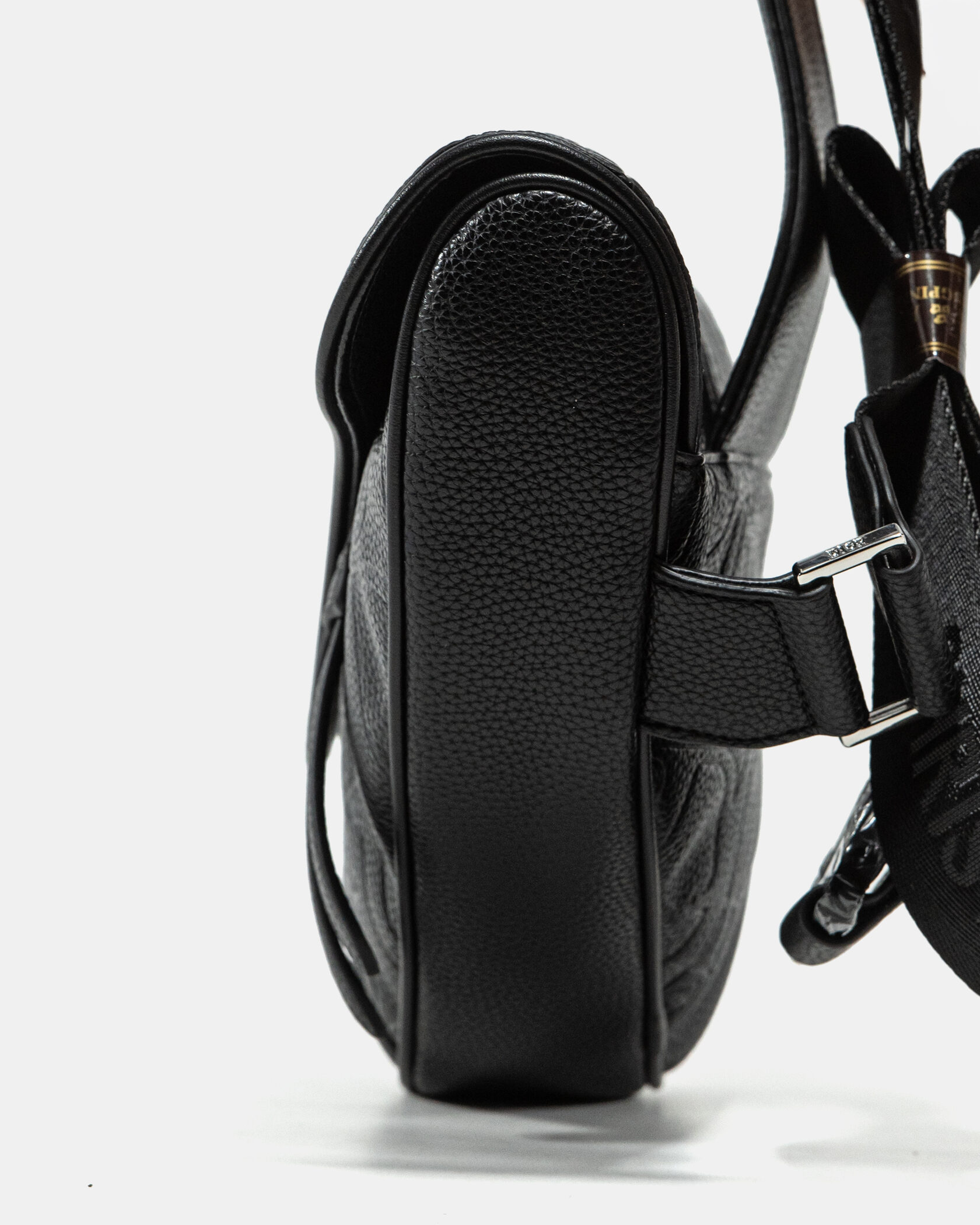 Dior Saddle Belt Bag in Black Oblique Embossed Calfskin - 5