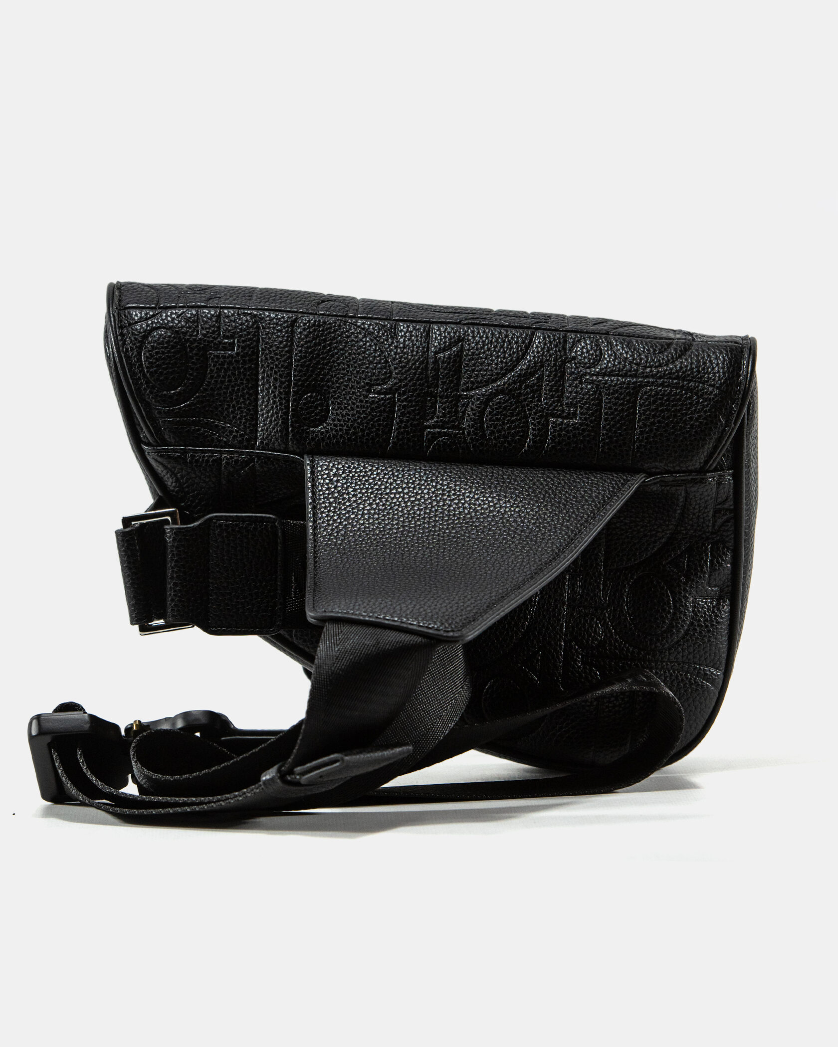 Dior Saddle Belt Bag in Black Oblique Embossed Calfskin - 7