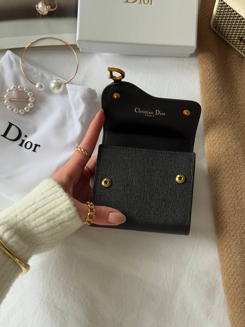 Dior Saddle Bloom card holder in black grained calfskin - 10