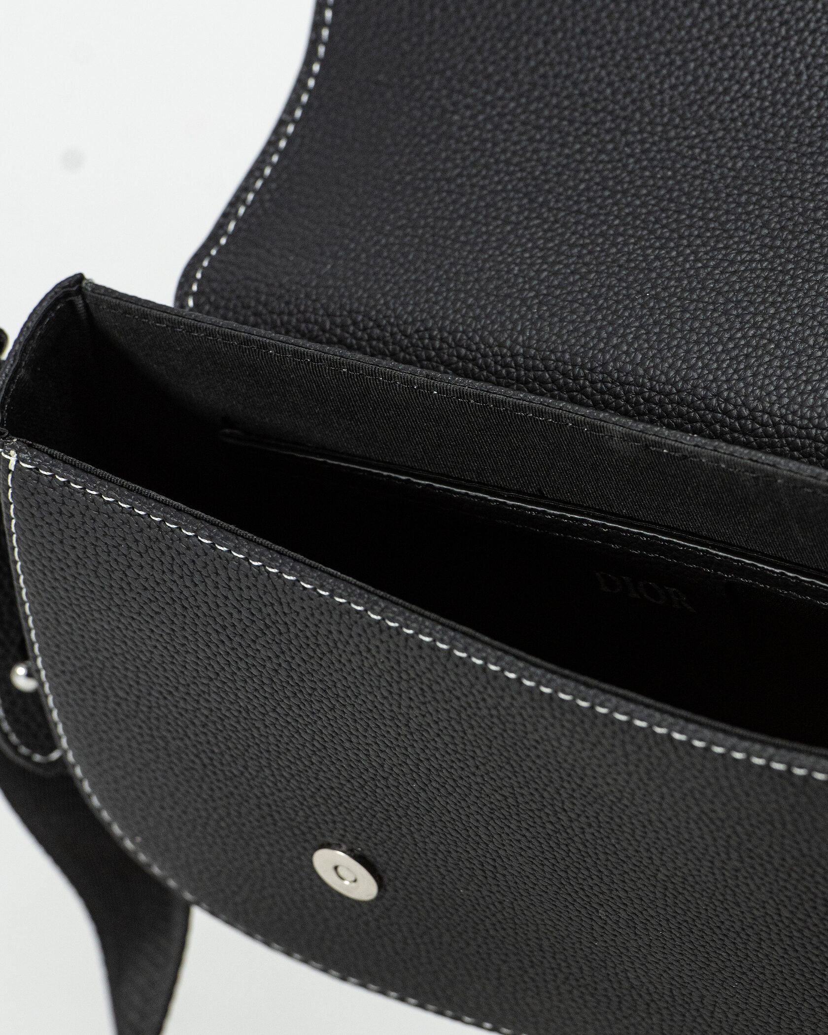 Dior Saddle Messenger Bag in Black Grained Calfskin - 16