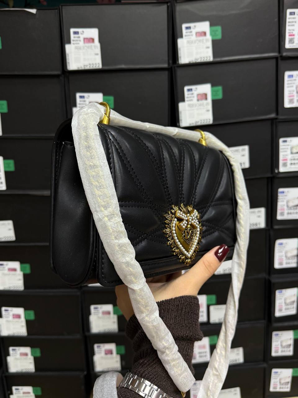 Dolce &amp; Gabbana Devotion Small Quilted Leather Shoulder Bag in Black - 9