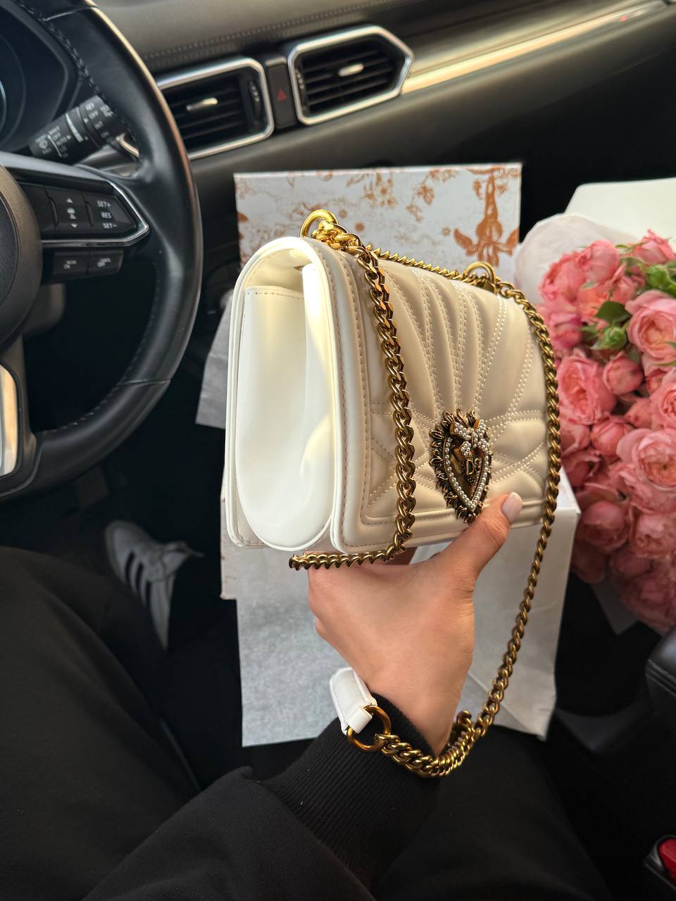 Dolce &amp; Gabbana Devotion Small Quilted Leather Shoulder Bag in White - 8