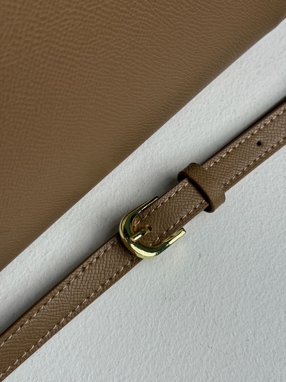 Dolce&amp;Gabbana Sicily Medium Elongated Beige - 26