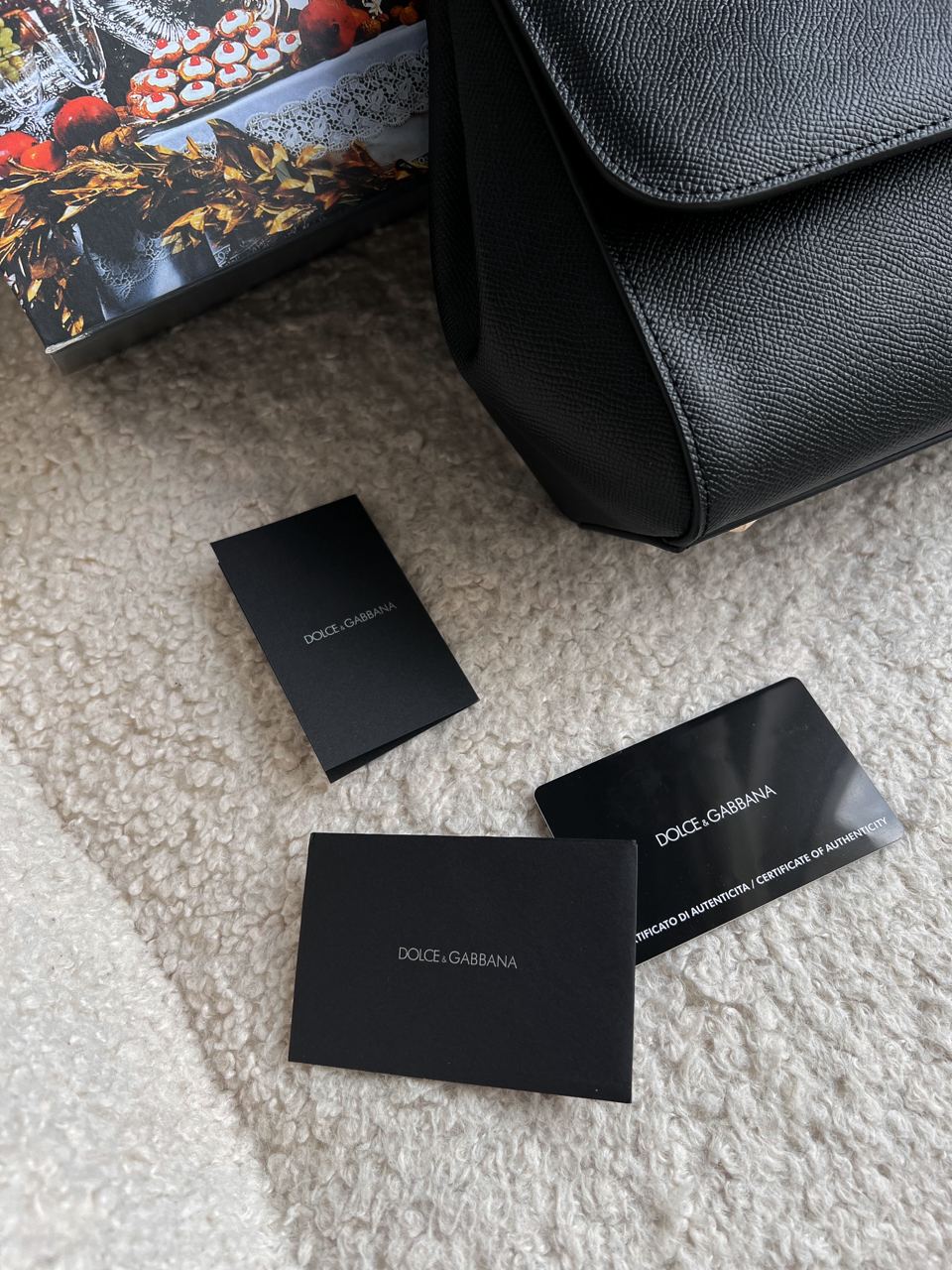 Dolce &amp; Gabbana Sicily Medium Leather Shoulder Bag - Black - 15