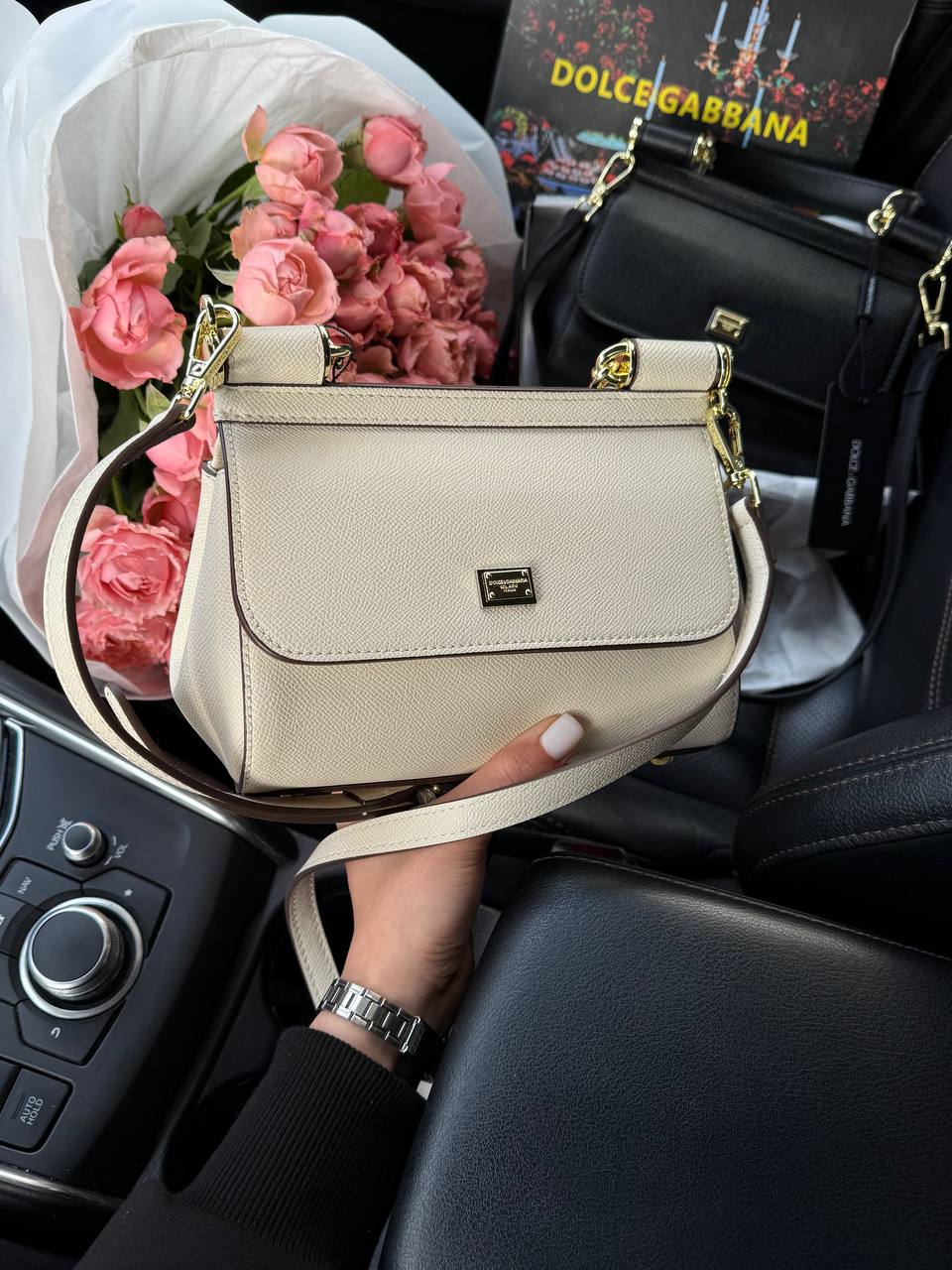 Dolce &amp; Gabbana Sicily Mini Textured-Leather Shoulder Bag in White - 6