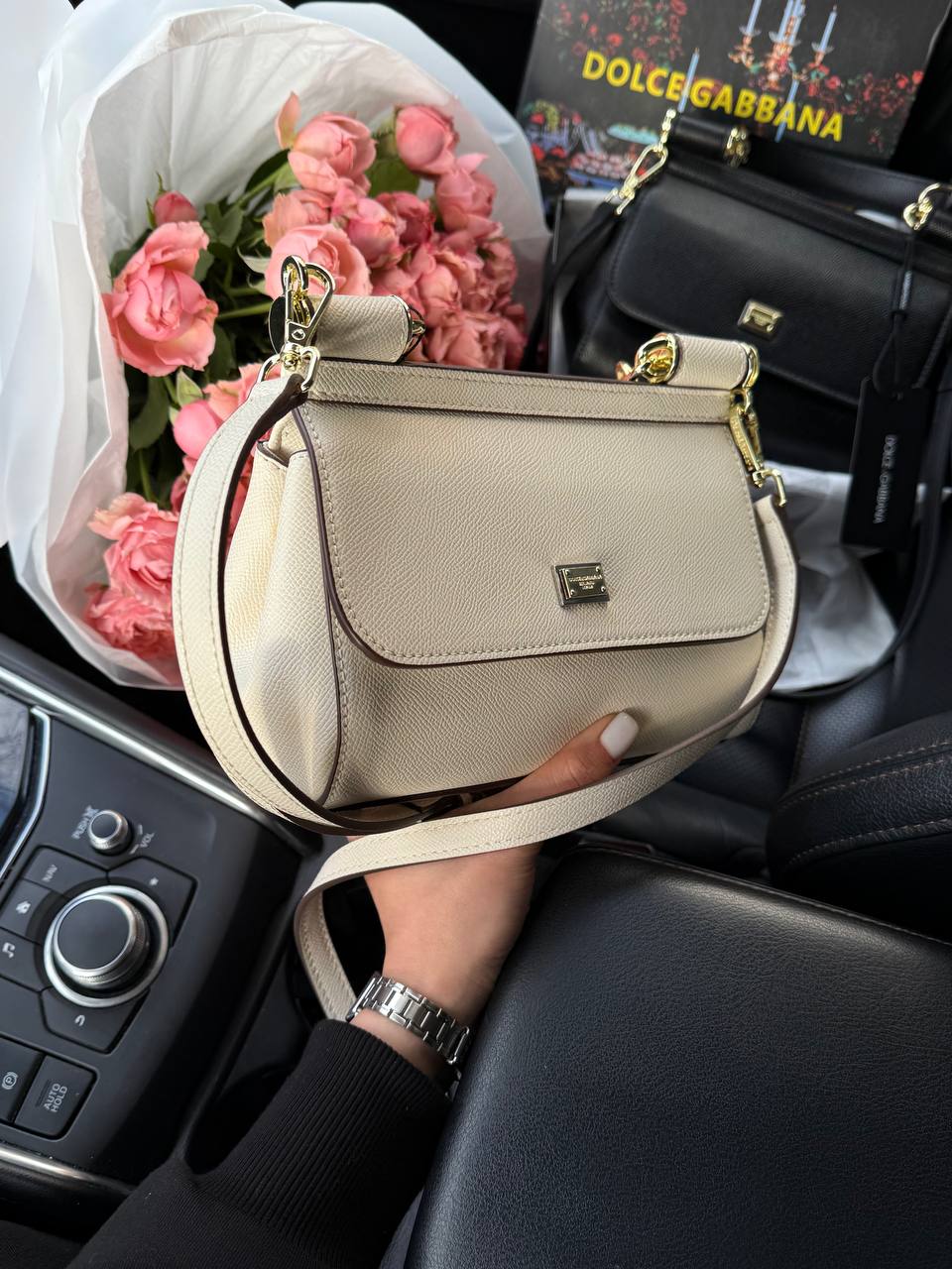 Dolce &amp; Gabbana Sicily Mini Textured-Leather Shoulder Bag in White - 7