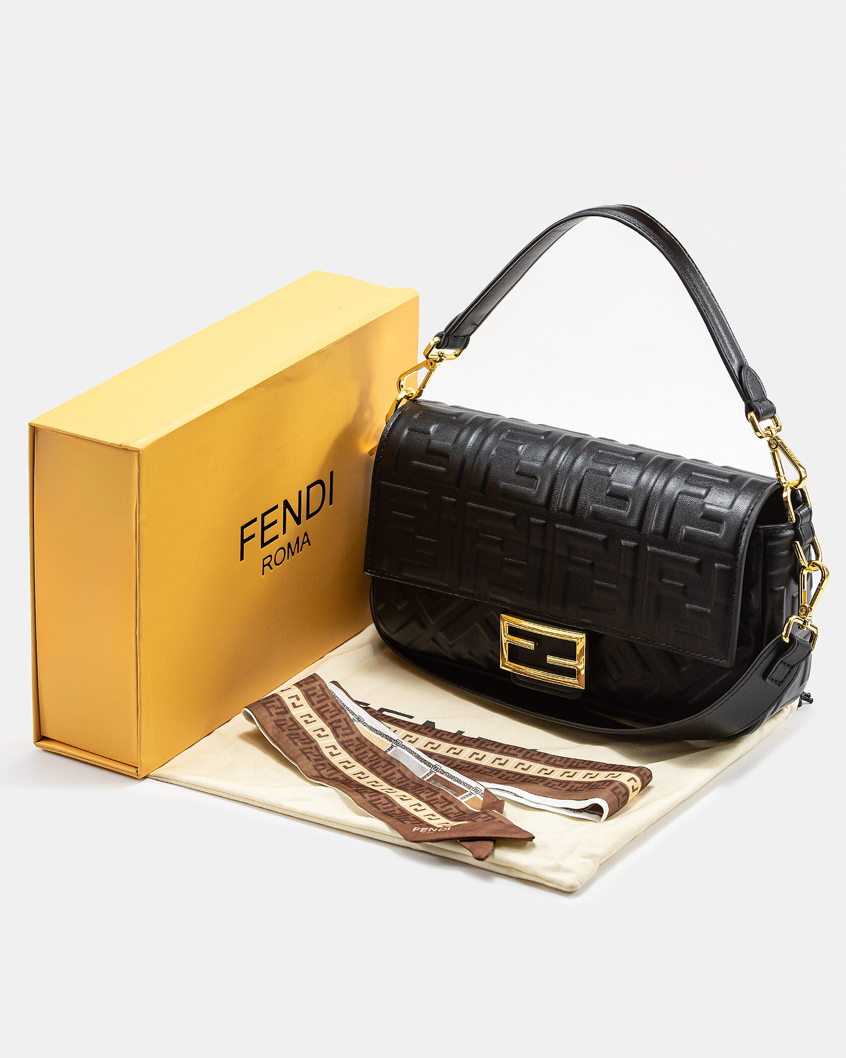 Fendi Baguette Black Leather Bag - 2