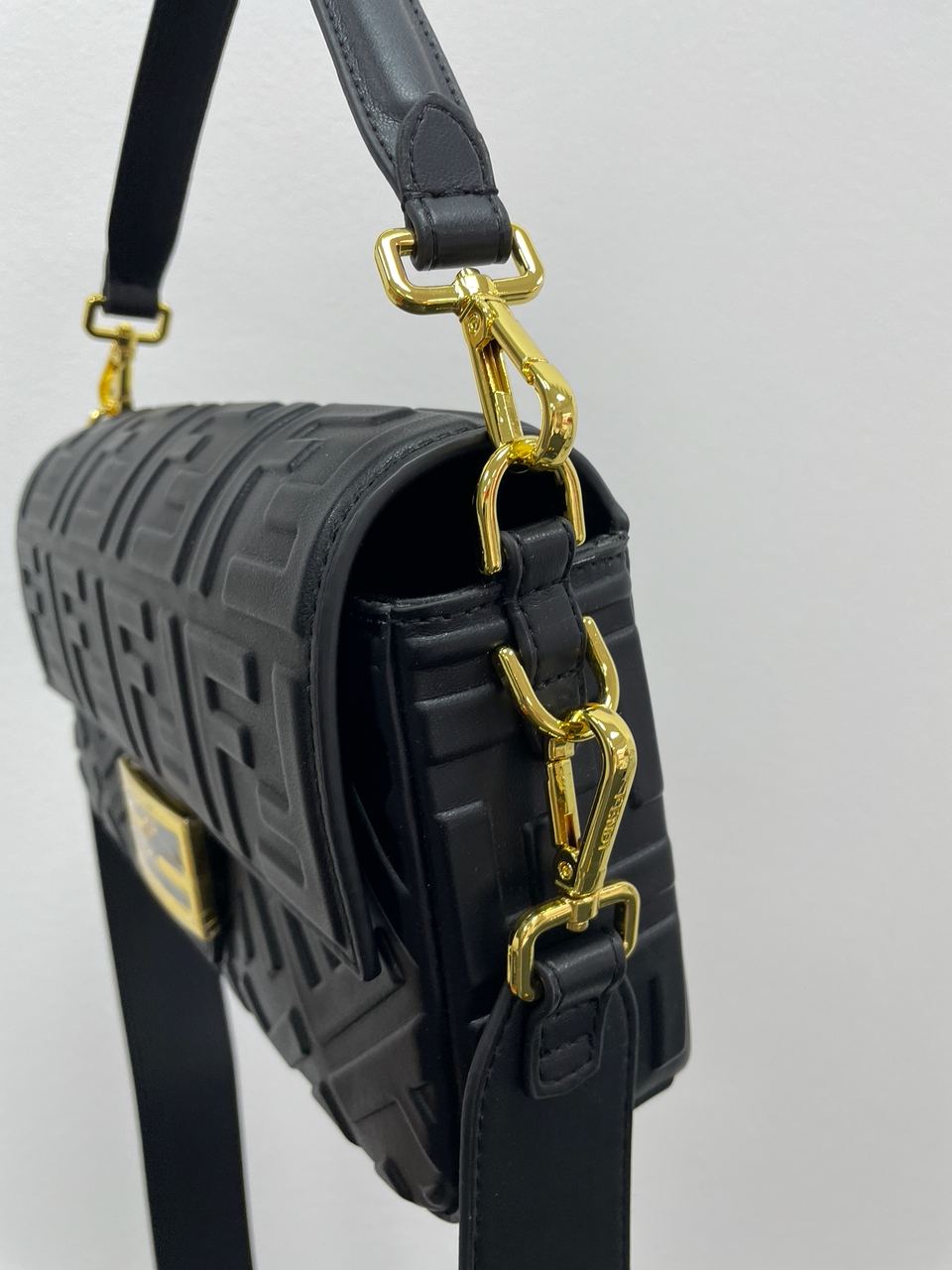 Fendi Baguette Black Leather Bag - 12