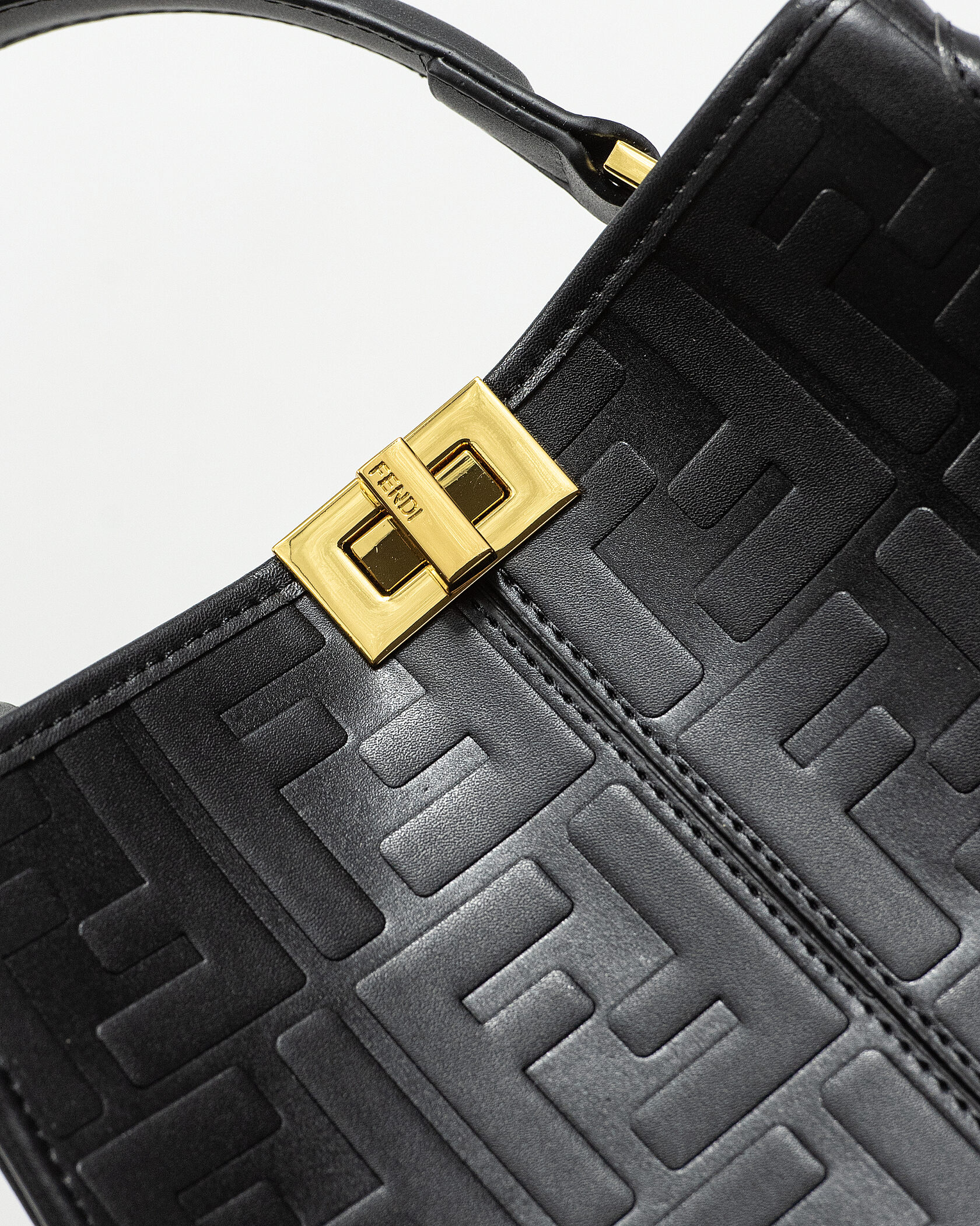 Fendi Black Leather Large Iconic Essentially Peekaboo Top Handl - 7