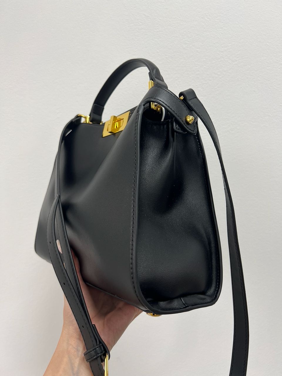 Fendi Black Leather Large Iconic Essentially Peekaboo Top Handle Bag - 3