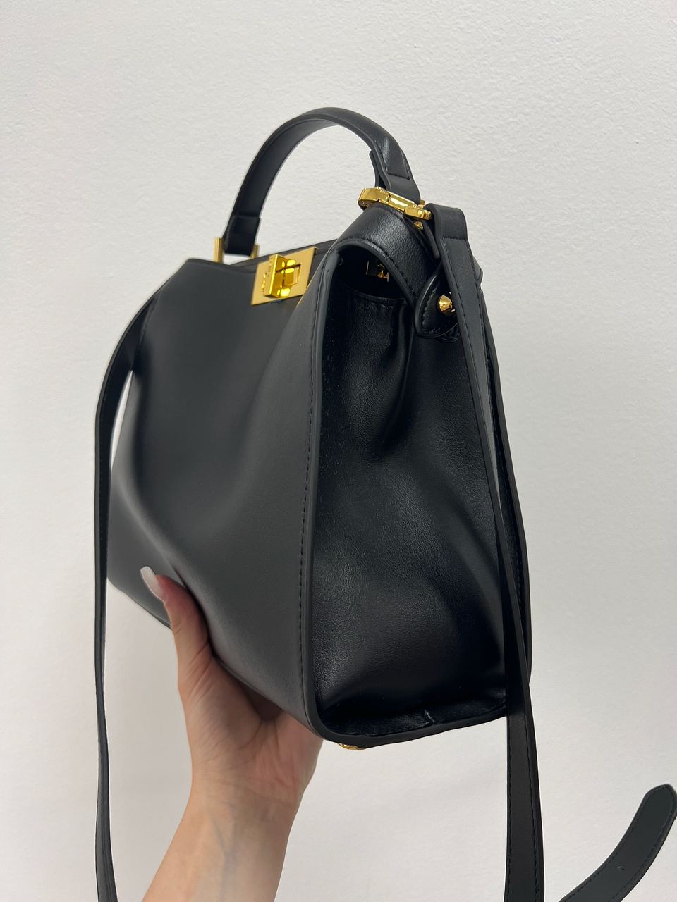 Fendi Black Leather Large Iconic Essentially Peekaboo Top Handle Bag - 6