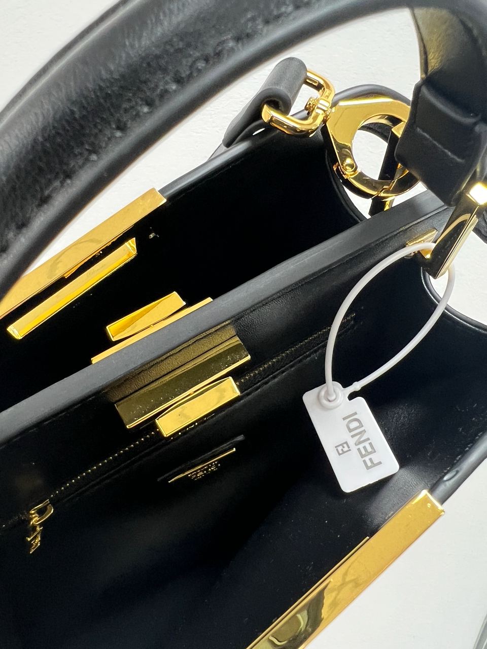 Fendi Black Leather Large Iconic Essentially Peekaboo Top Handle Bag - 8