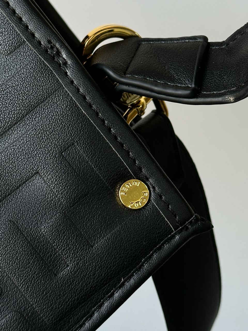 Fendi Black Leather Large Iconic Essentially Peekaboo Top Handle - 8