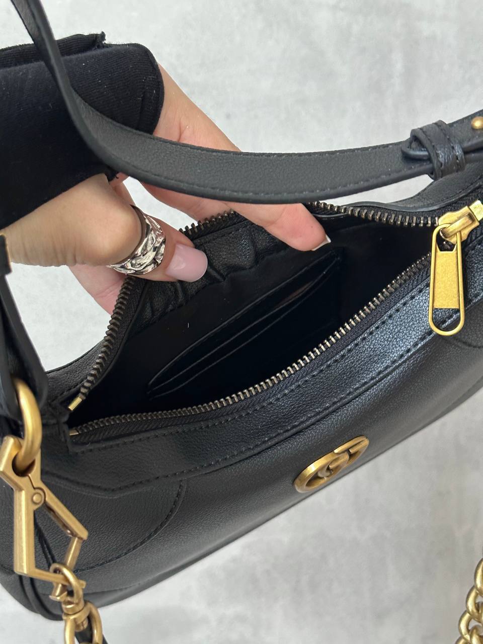 Gucci Aphrodite Small Shoulder Bag Black - 4