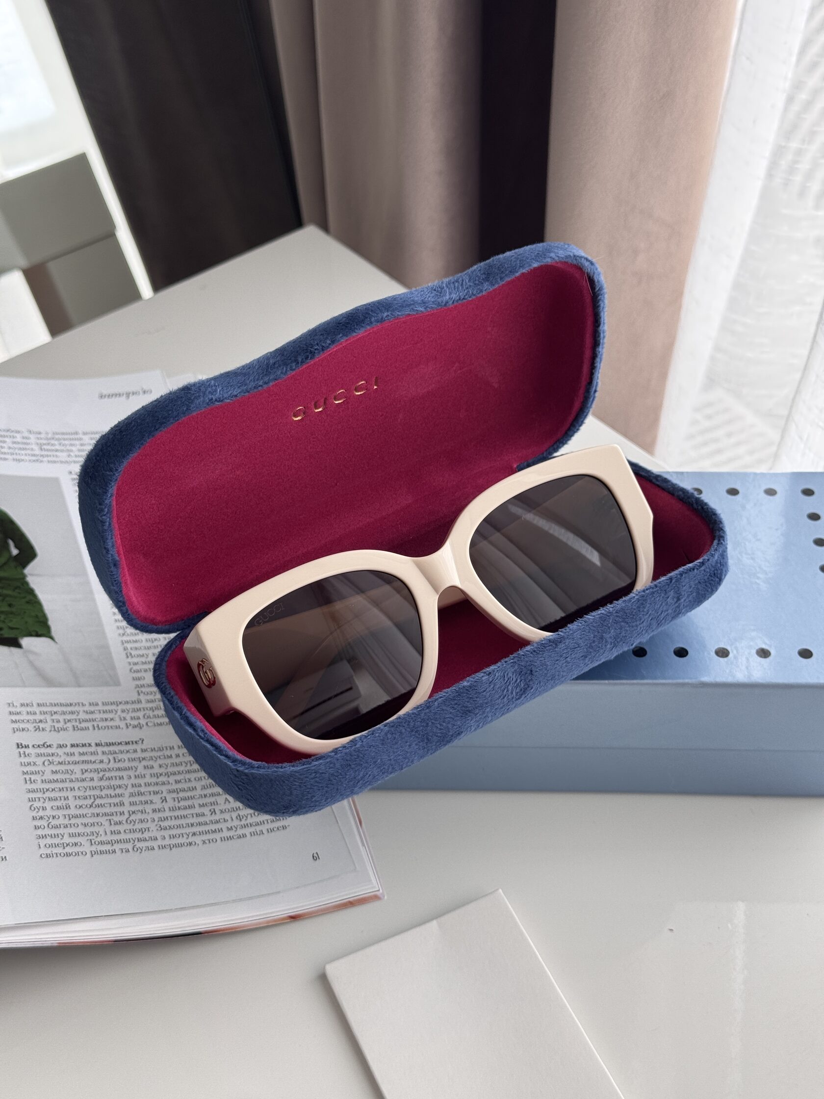 Gucci Beige/Brown GG1599SA 002 - 2