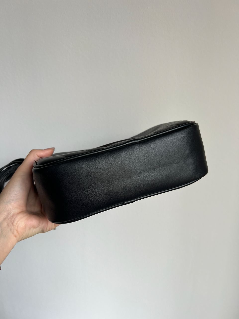 Gucci Blondie Medium Shoulder Bag Black - 16