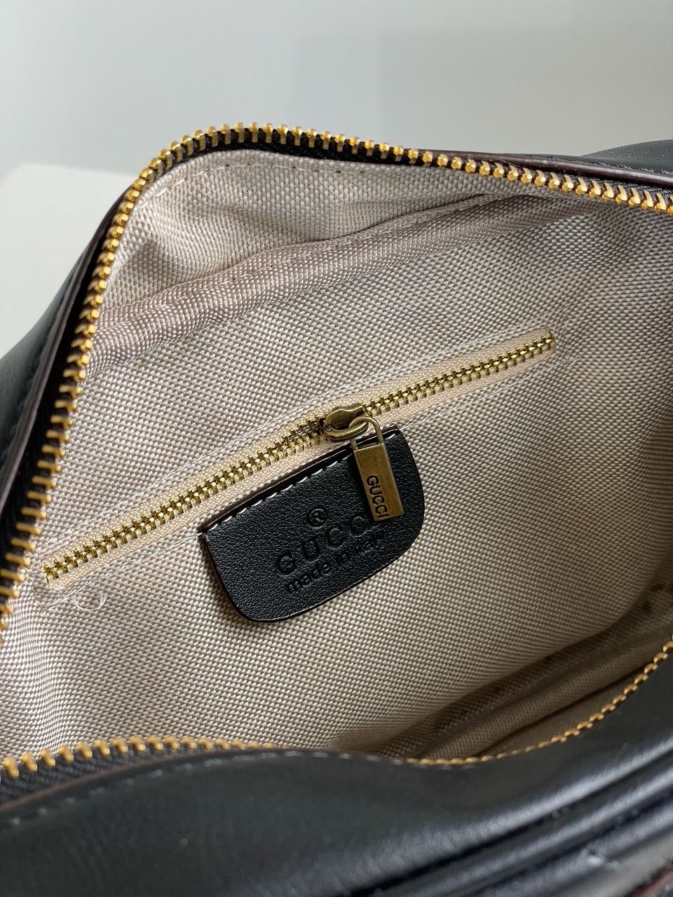 Gucci Blondie Medium Shoulder Bag Black - 18