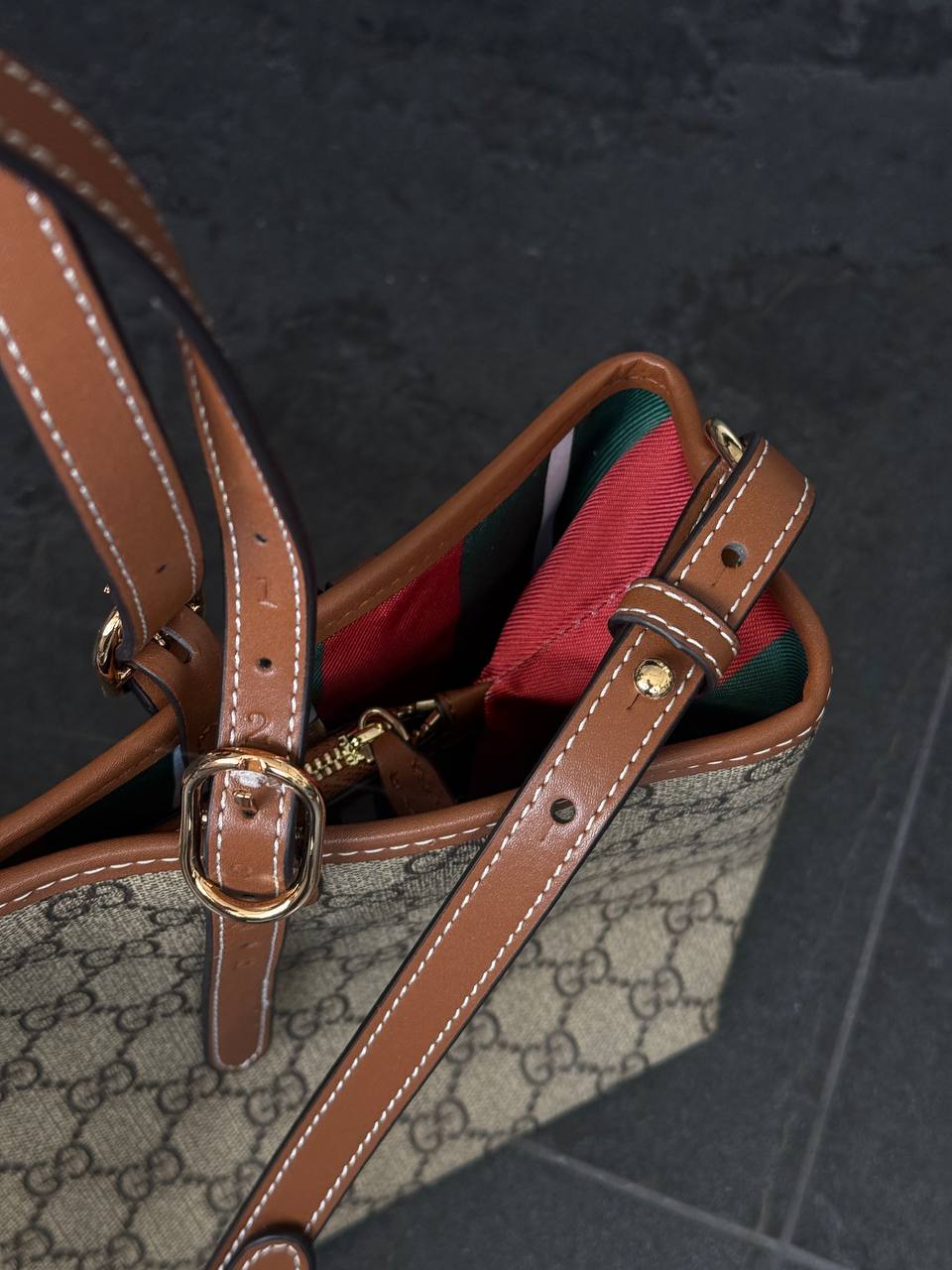 Gucci GG Emblem Medium Tote Bag - 12