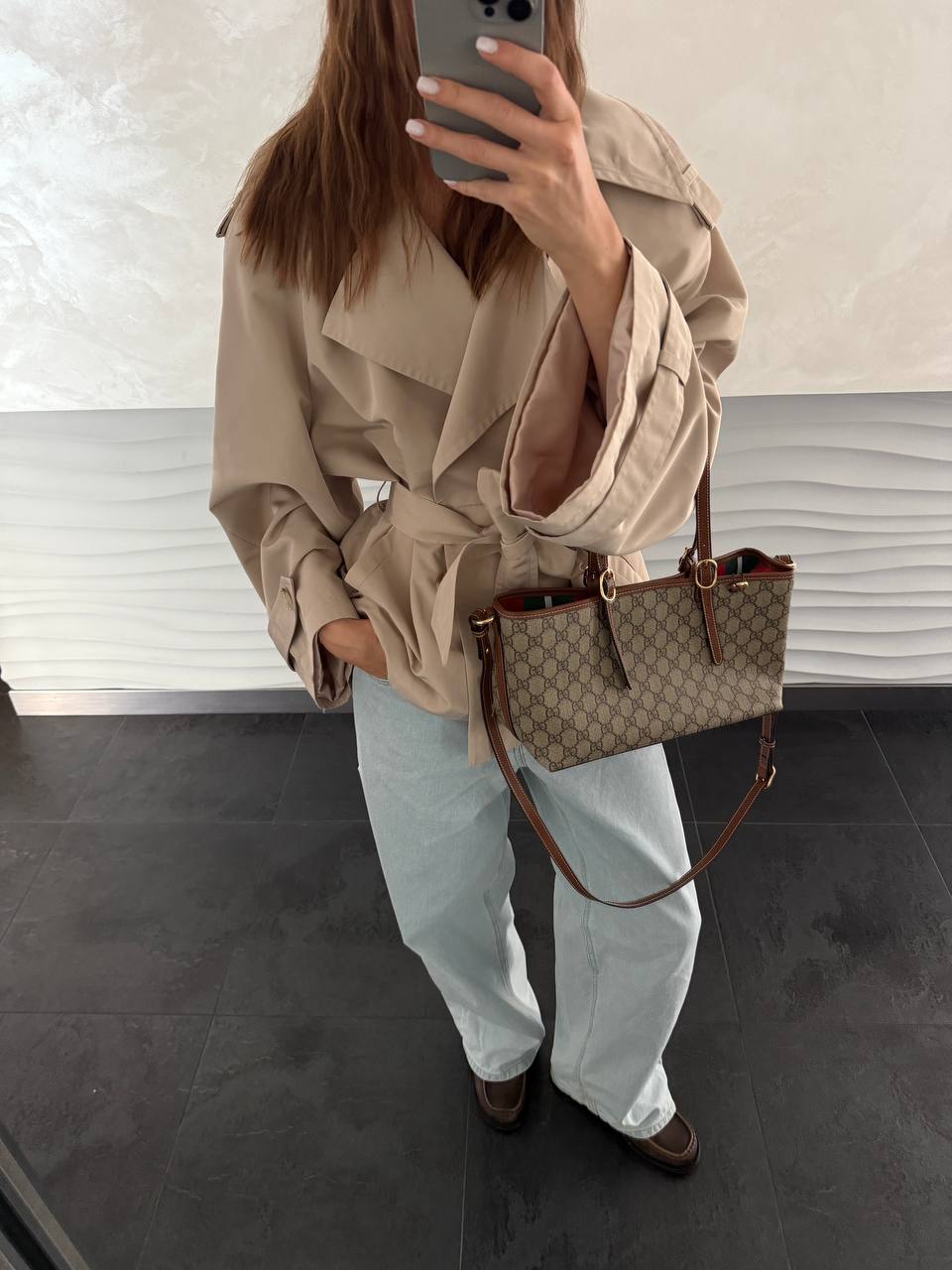 Gucci GG Emblem Medium Tote Bag - 2